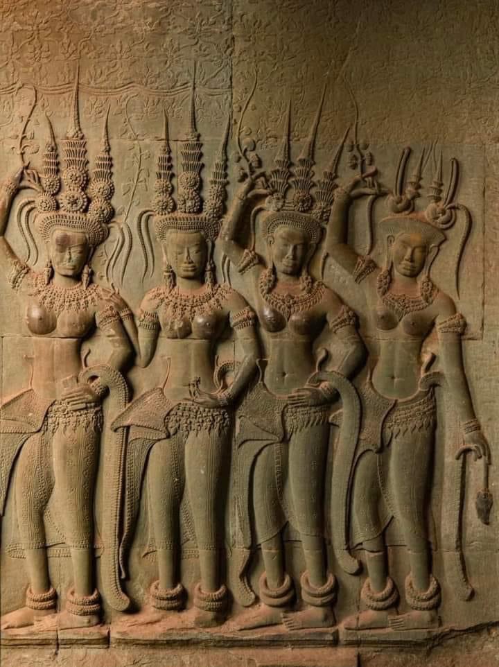 <a style=color:#033991;font-size:13px href=/view?user=17256180182 class=useridenl title=userid><img class=viewImageUserPro src=/icon/user.png alt=userpro>17256180182</a><div style=font-size:13px;padding-bottom:.5rem;>Friday, January 19, 2024 7:05:03 PM. Code: 91750</div><div class=imgdescri>Apsara on the wall of Angkor Wat temple.</div>